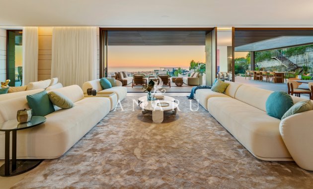 Nieuwbouw Woningen - Villa -
Benahavís