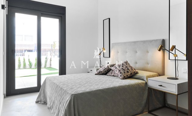 Nouvelle construction - high-bungalow -
Torrevieja