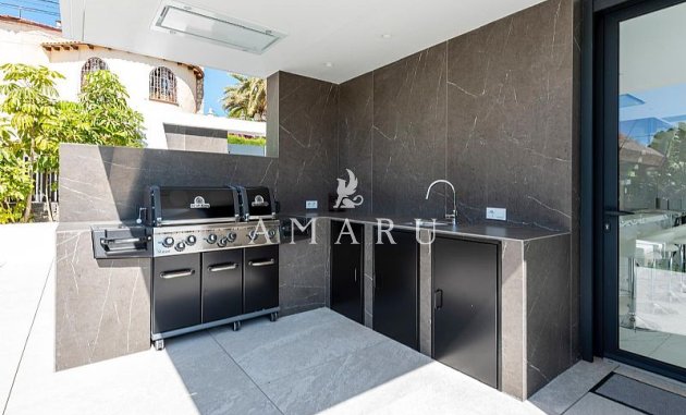 Nouvelle construction - Villa -
Calpe