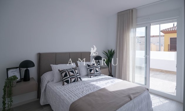 New Build - terraced -
Jerónimo y Avileses