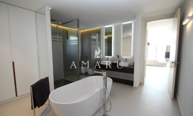 Nieuwbouw Woningen - Villa -
San Miguel de Salinas