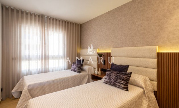 Nouvelle construction - high-bungalow -
La Finca Golf