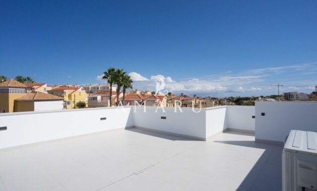 Nieuwbouw Woningen - Villa -
San Miguel de Salinas - Blue Lagoon