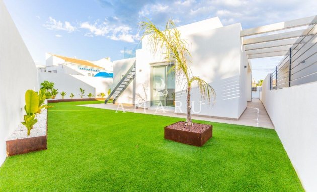 Nieuwbouw Woningen - Villa -
Torrevieja - Torreta Florida