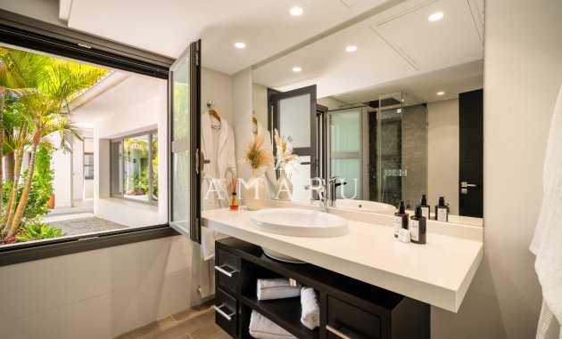 New Build - Villa -
Marbella