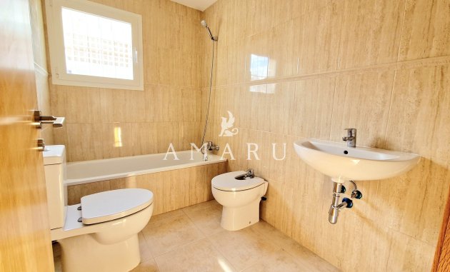 Nouvelle construction - detached -
Purias