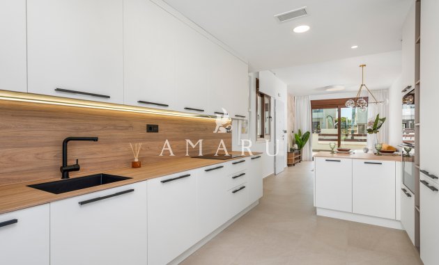 Nouvelle construction - low-bungalow -
Torrevieja