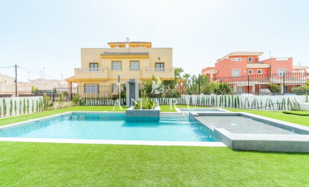 Nieuwbouw Woningen - high-bungalow -
Torrevieja