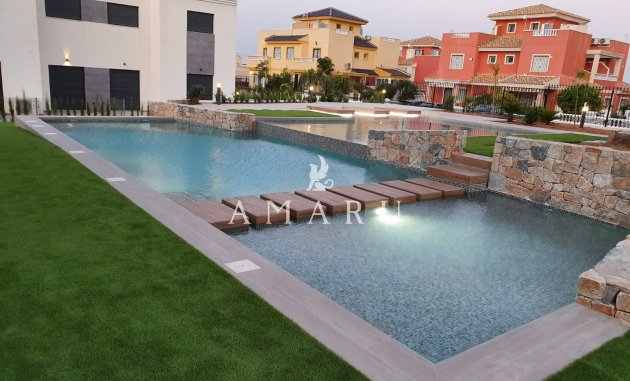 Nieuwbouw Woningen - high-bungalow -
Torrevieja