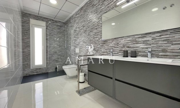 New Build - detached -
Rafal