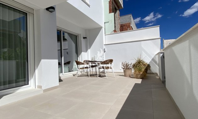 New Build - low-bungalow -
Pilar de la Horadada