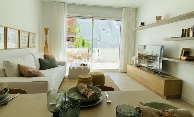New Build - low-bungalow -
Pilar de la Horadada