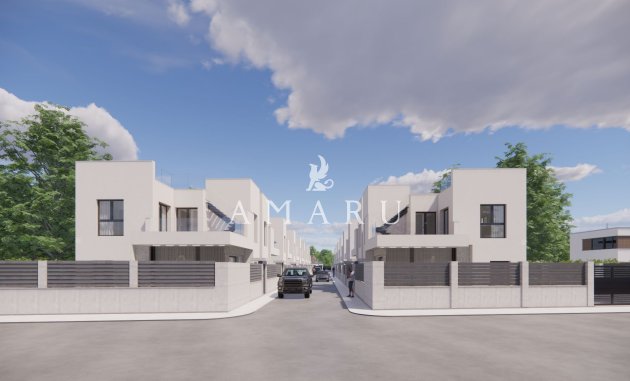 New Build - terraced -
La Herrada