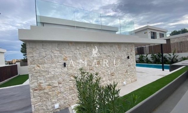 New Build - Town House -
Orihuela Costa - Montezenia