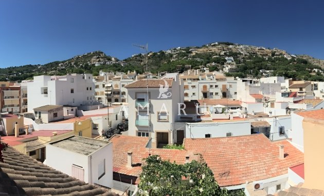 Resale - Villa -
Jávea - Balcon al Mar