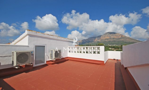 Herverkoop - Villa -
Jávea - Montgó