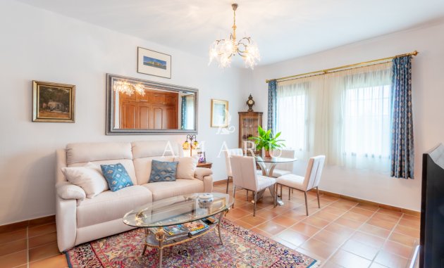 Herverkoop - Villa -
Benissa