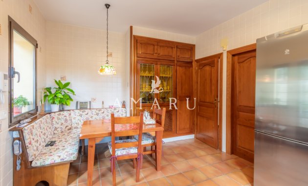 Herverkoop - Villa -
Benissa