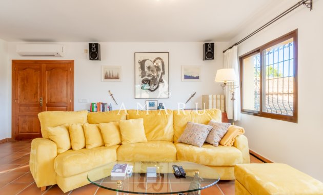 Herverkoop - Villa -
Benissa