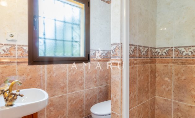 Herverkoop - Villa -
Benissa