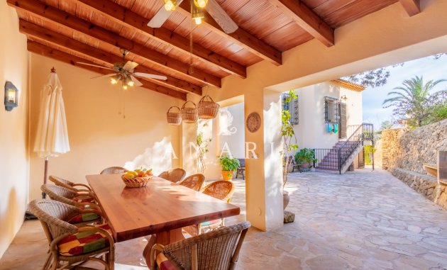 Herverkoop - Villa -
Benissa