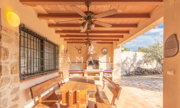 Herverkoop - Villa -
Benissa