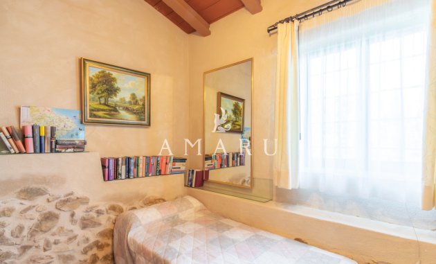 Herverkoop - Villa -
Benissa