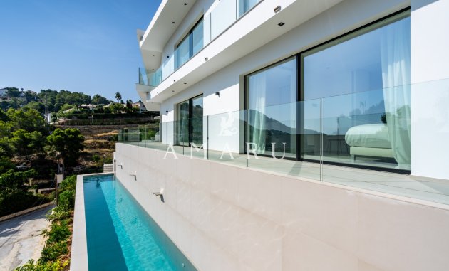 Resale - Villa -
Jávea - Balcon al Mar