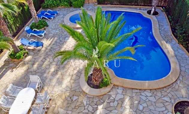 Resale - Villa -
Alfas del Pí