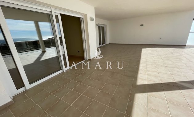 Herverkoop - Apartment -
Altea