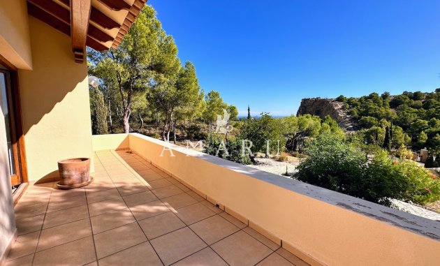 Resale - Villa -
Altea