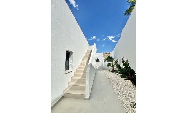 New Build - Villa -
Benijofar - Pueblo