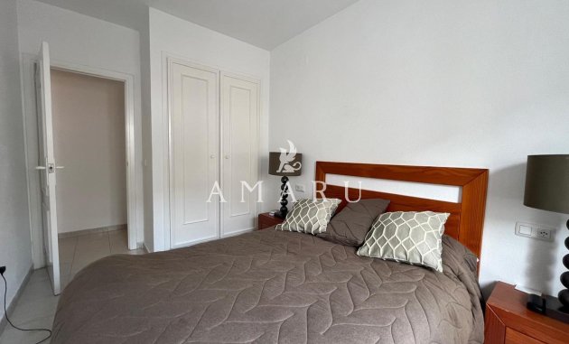 Resale - Apartment -
La Veleta