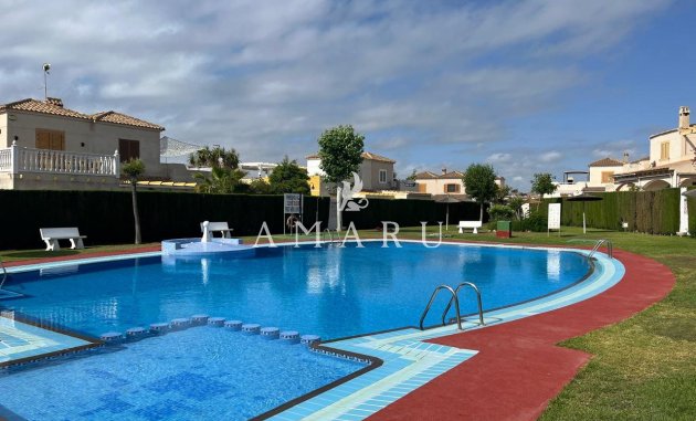 Revente - Maison de ville -
Playa Flamenca