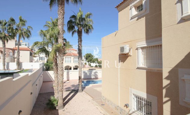 Herverkoop - Villa -
La Zenia