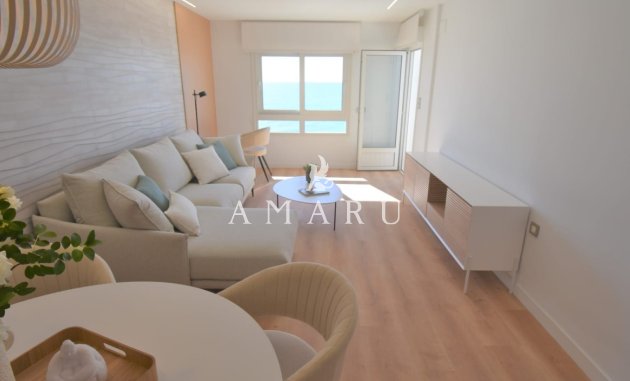 Revente - Apartment -
Torrevieja