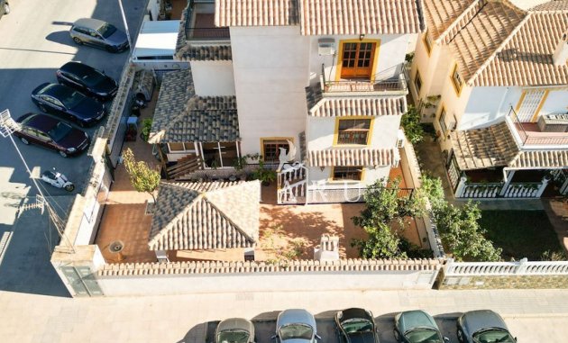 Herverkoop - Detached Villa -
Orihuela Costa - Punta Prima