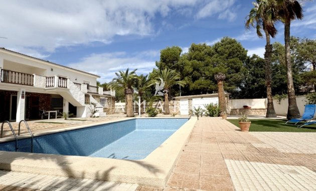 Herverkoop - Detached Villa -
Orihuela Costa - La Zenia