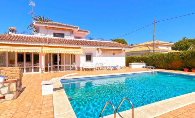 Herverkoop - Detached Villa -
Orihuela Costa - Cabo Roig