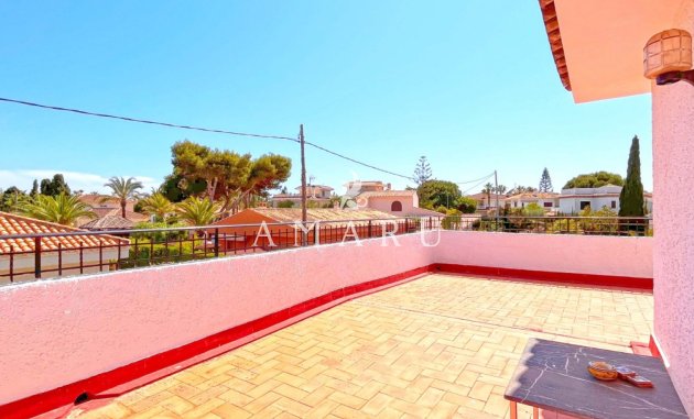 Herverkoop - Detached Villa -
Orihuela Costa - Cabo Roig