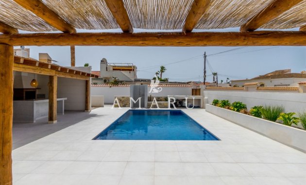 Herverkoop - Detached Villa -
Torrevieja - Torreta Florida