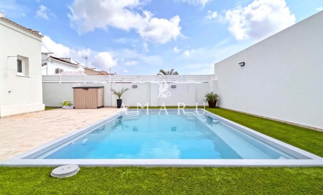 Resale - Detached Villa -
Torrevieja - San Luis