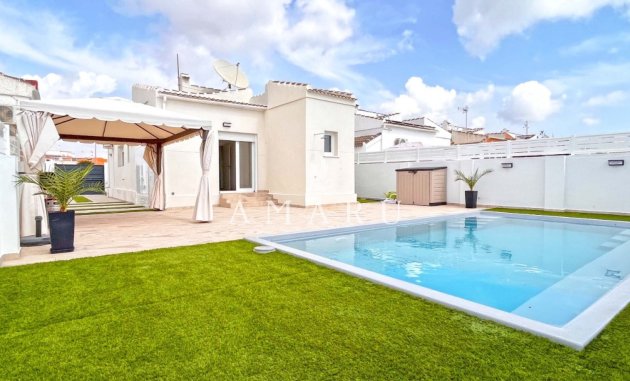 Resale - Detached Villa -
Torrevieja - San Luis