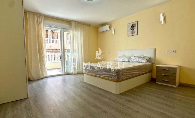 Herverkoop - Apartment -
Torrevieja - Playa del Cura