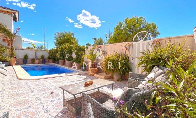 Herverkoop - Detached Villa -
Orihuela Costa - La Zenia