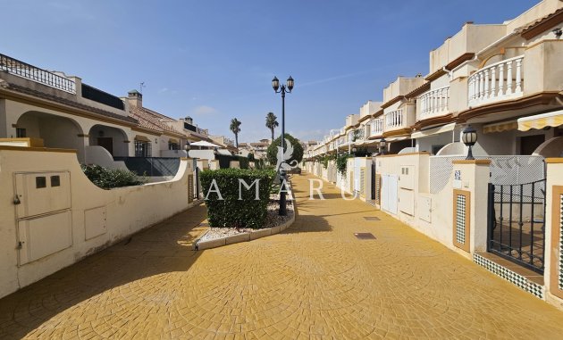 Revente - Maison de ville -
Cabo Roig