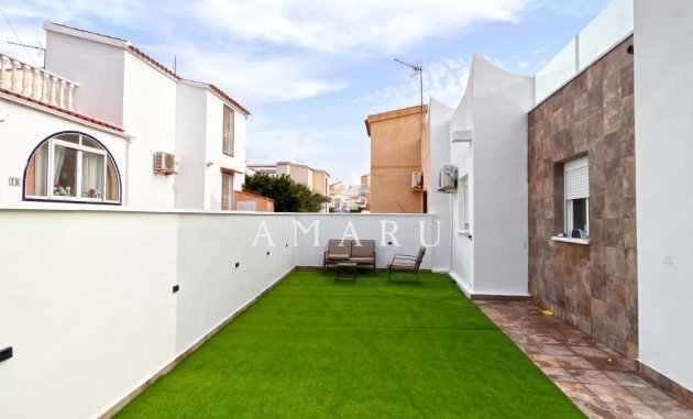 Herverkoop - Bungalow -
Orihuela Costa - Playa Flamenca