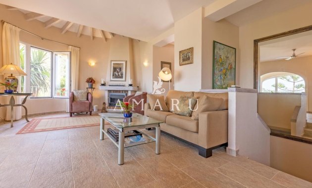 Herverkoop - Villa -
Moraira - El Portet