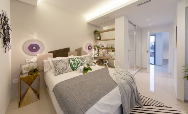 Herverkoop - Villa -
Los Alcazares