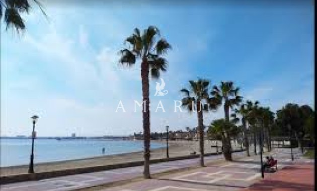 Herverkoop - Villa -
Los Alcazares